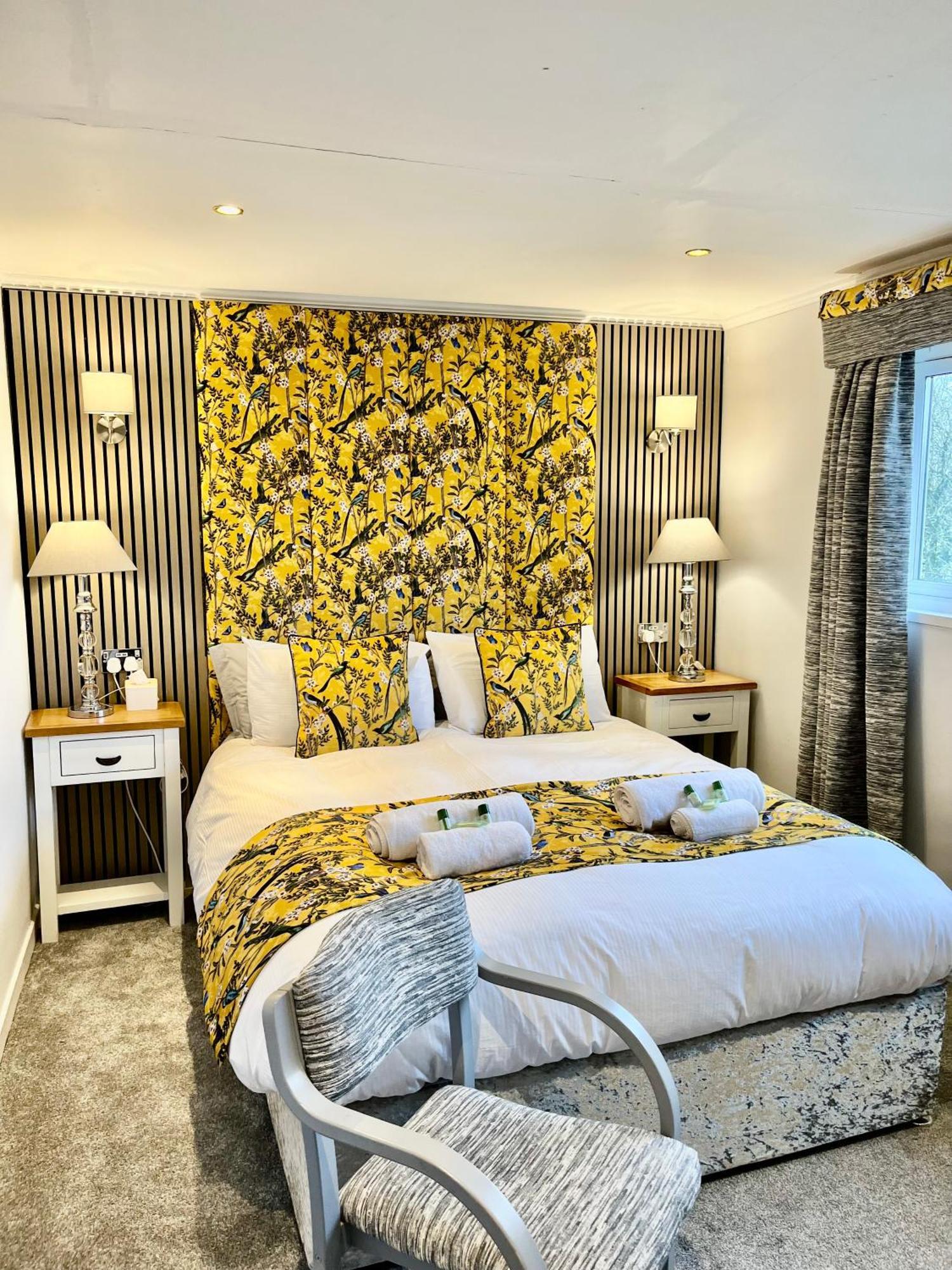 Scottish Equi B&B 래너크 외부 사진