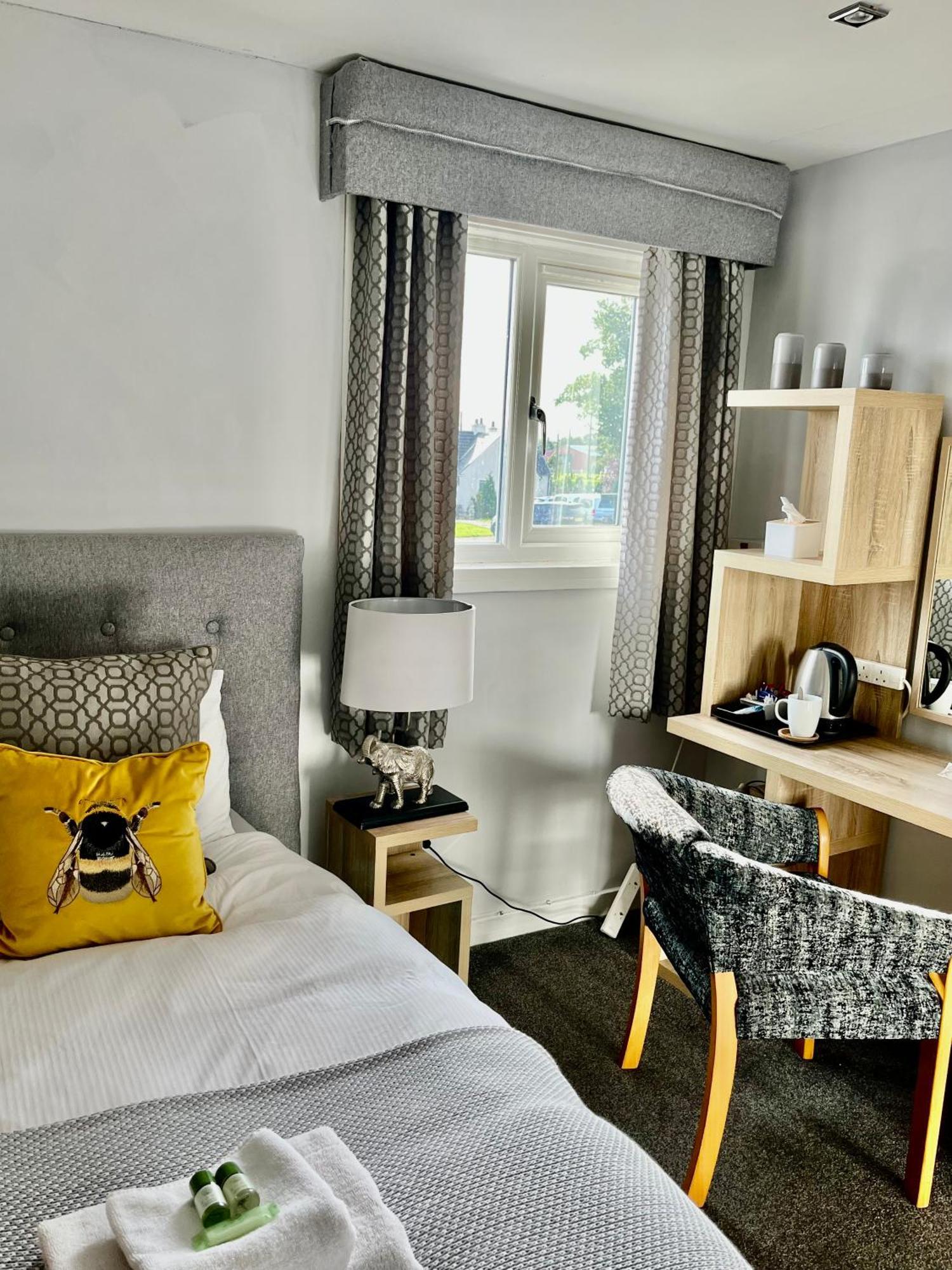 Scottish Equi B&B 래너크 외부 사진