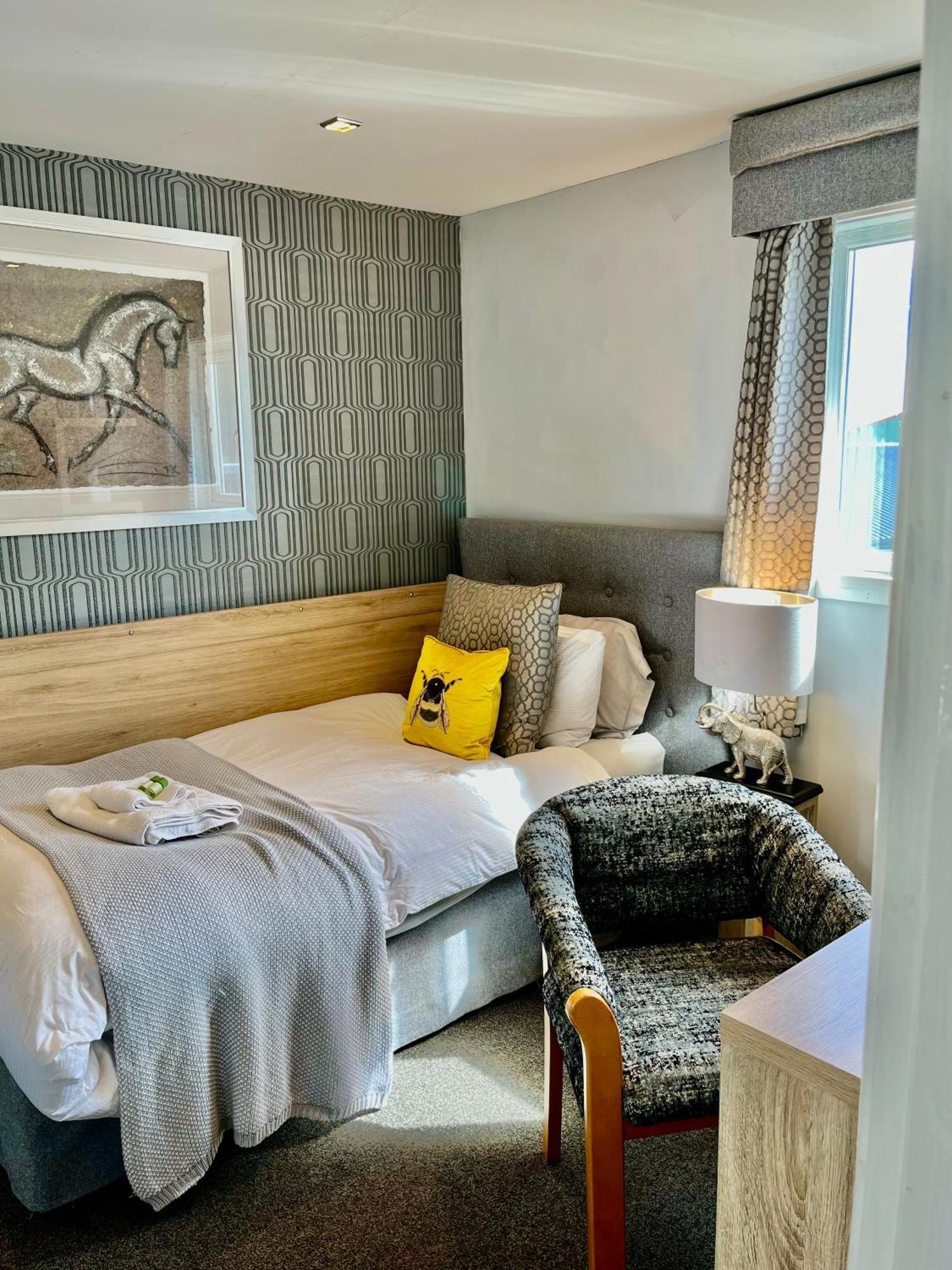 Scottish Equi B&B 래너크 외부 사진