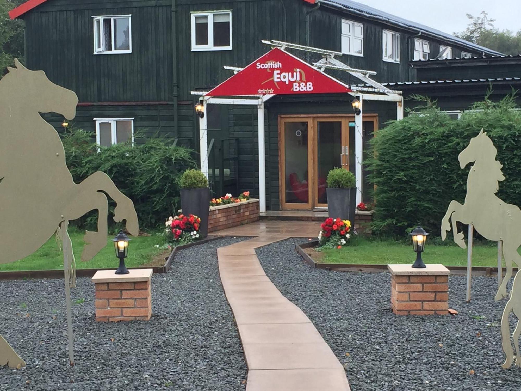 Scottish Equi B&B 래너크 외부 사진